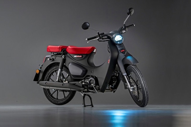 2022 Honda Super Cub 50 Rolls Out In A Sparkly New Shade Of Blue